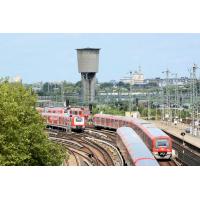 0857  S-Bahnzüge, Eisenbahngleise - Wasserturm  | Altonaer Bahnhof - ehem. Güterbahnhof Harkortstrasse